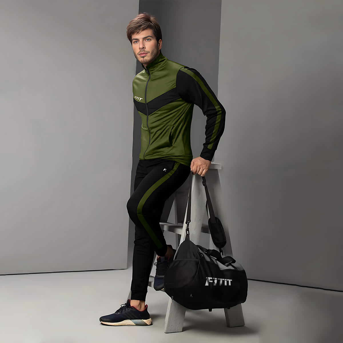 Mens travel tracksuit sales